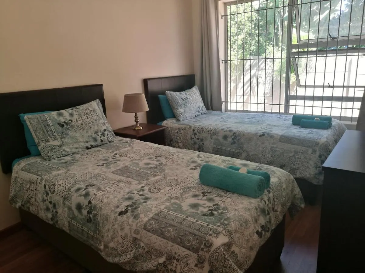 Getaway Self-Catering Tyger Valley Durbanville Apartment