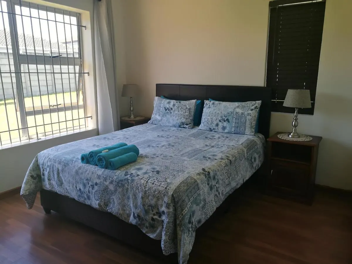 Apartment Getaway Self-Catering Tyger Valley Durbanville South Africa