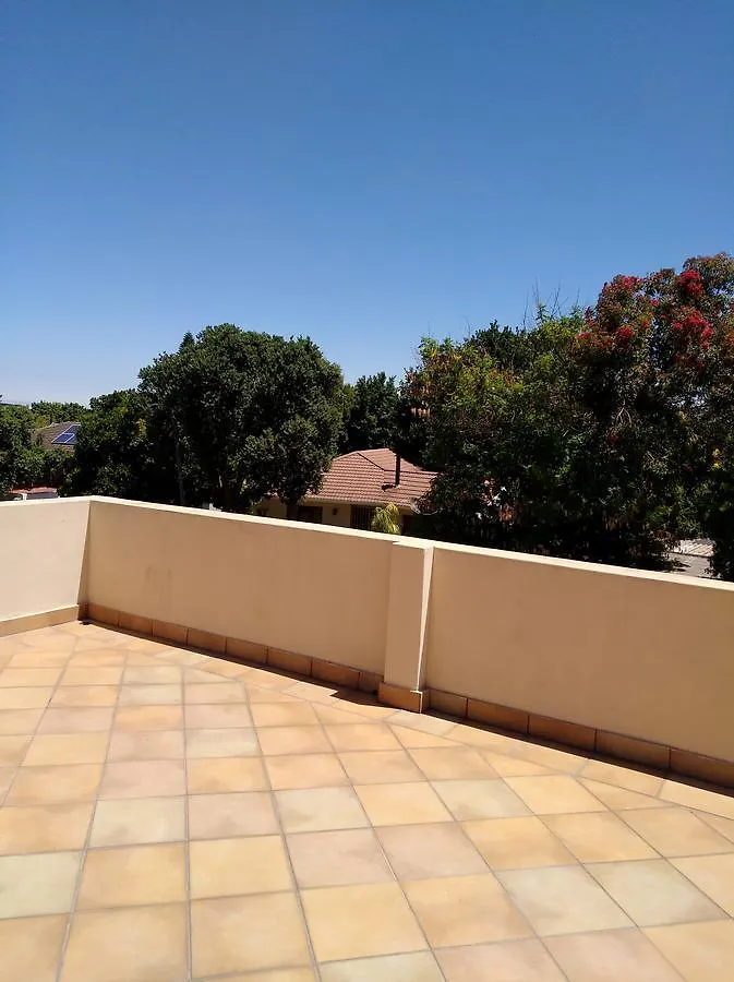 Getaway Self-Catering Tyger Valley Durbanville 0*,