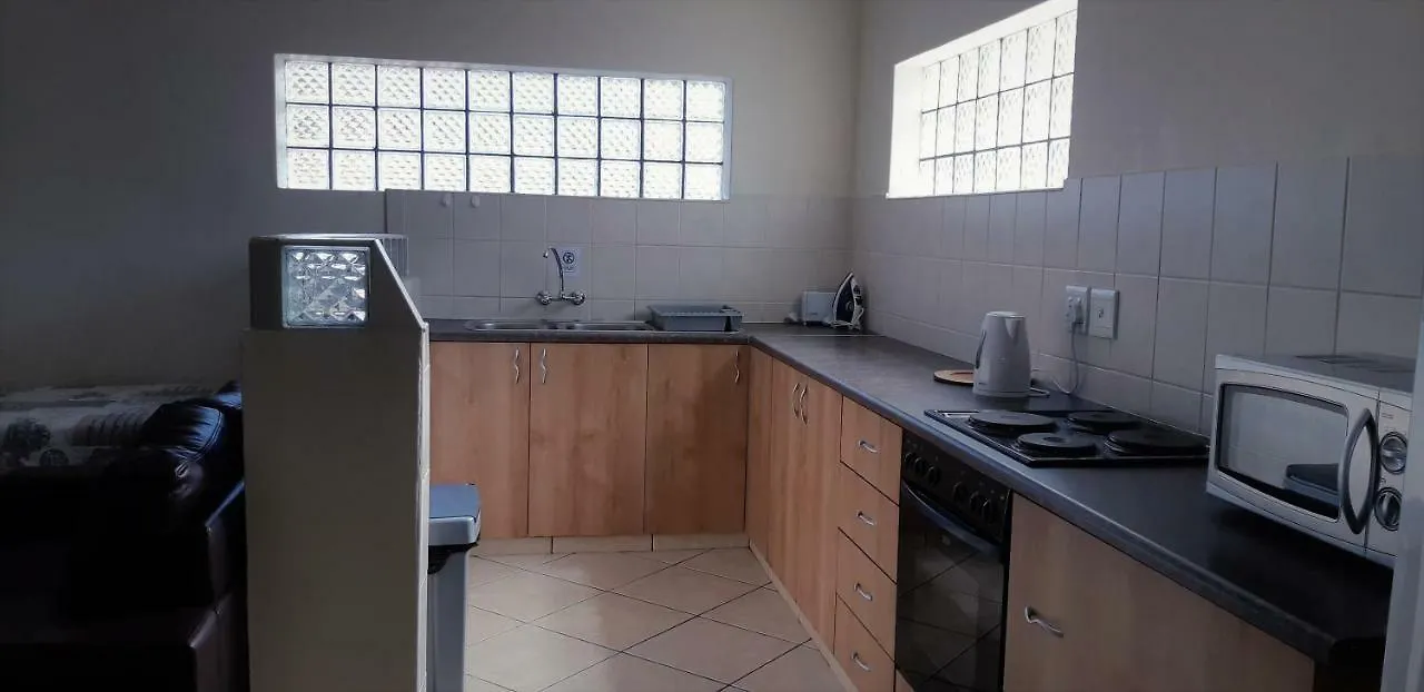 Apartment Getaway Self-Catering Tyger Valley Durbanville
